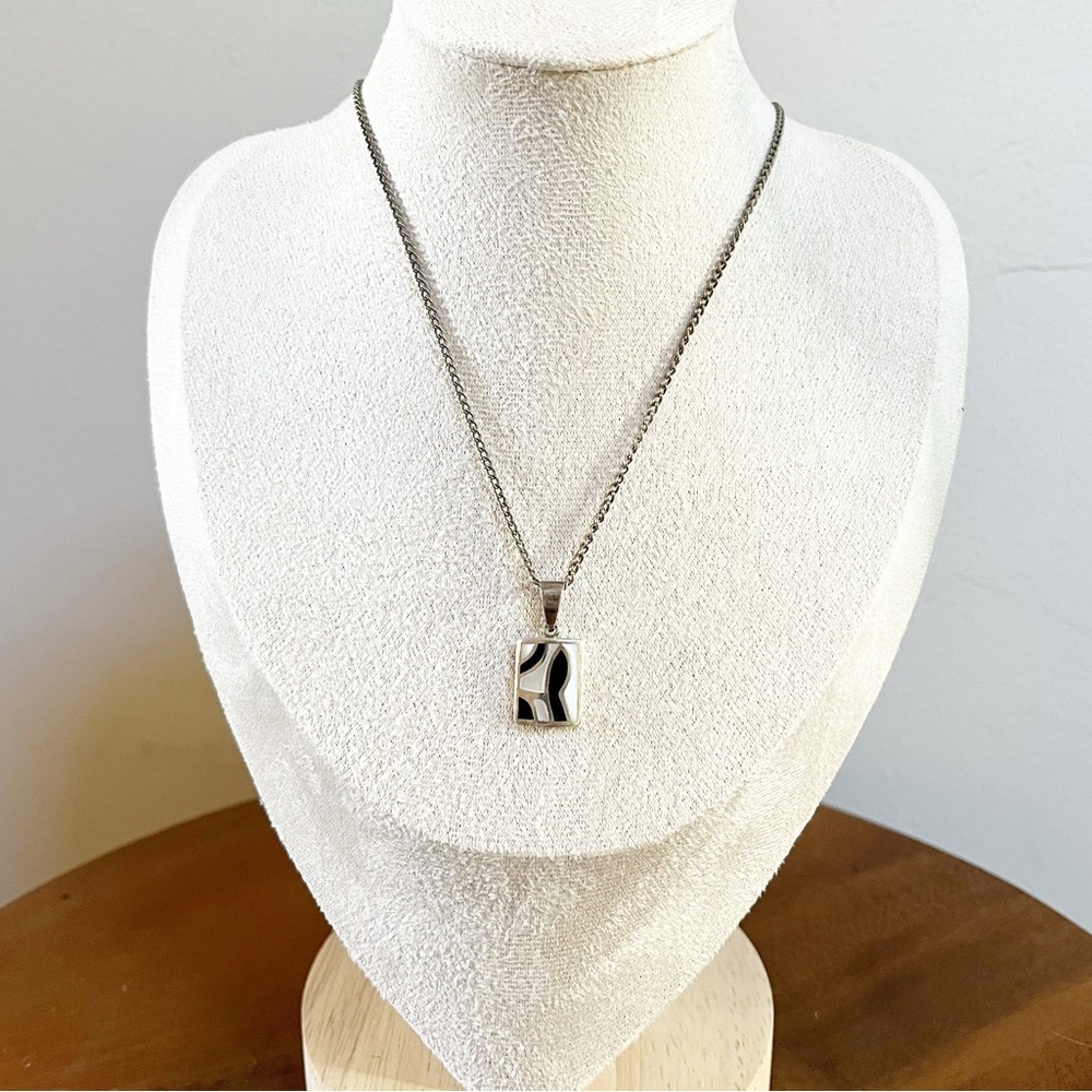 VINTAGE 925 Sterling Silver Necklace with Black and White Abstract Enamel